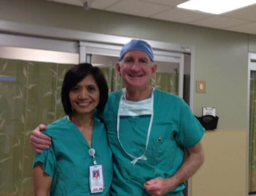 Dr. Steven Louis Presented With Excellence in Compassionate Care Award by Advocate Health Care